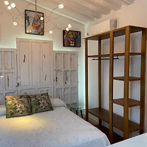 Casa Naia Santa Rufina 7 Séville
