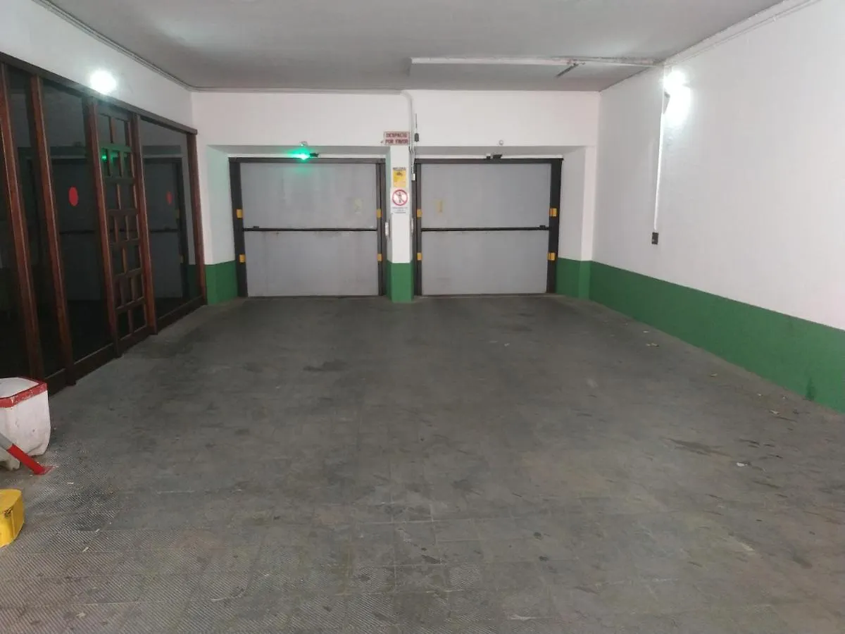 Apartment Center Sevilla Magdalena Premium, Free Parking